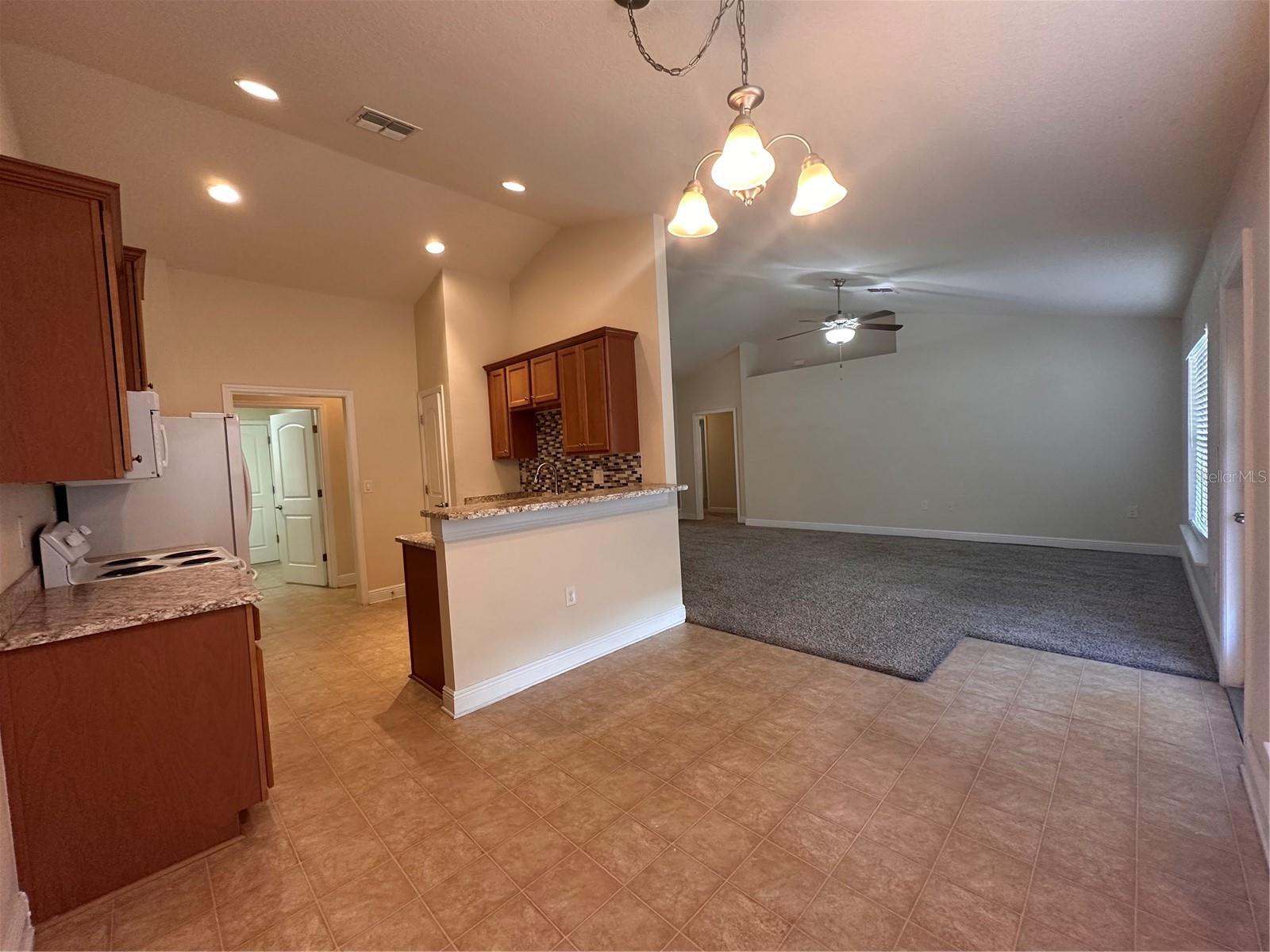 Image 12 of 56 For 402 Edith Drive