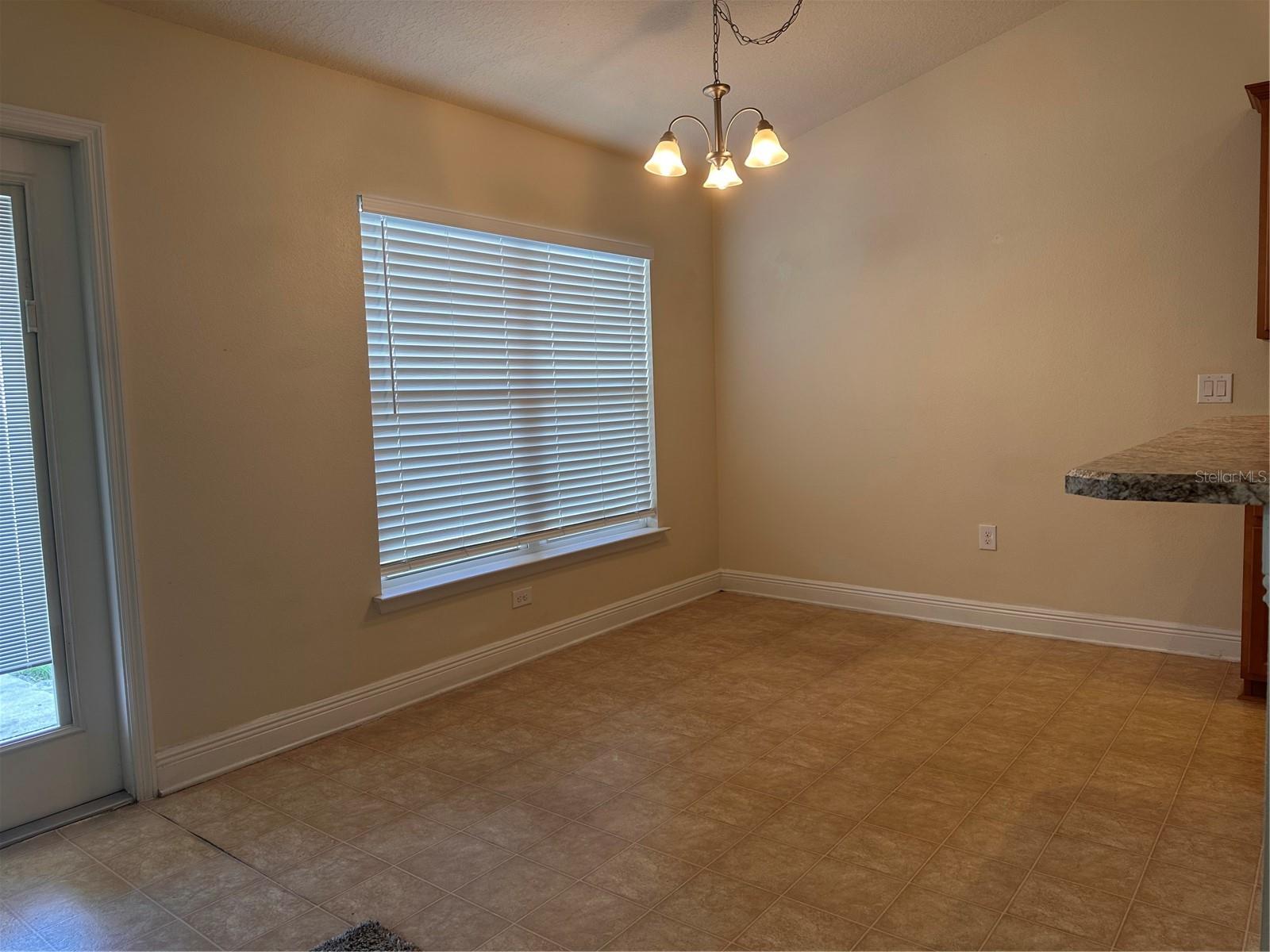 Image 13 of 56 For 402 Edith Drive