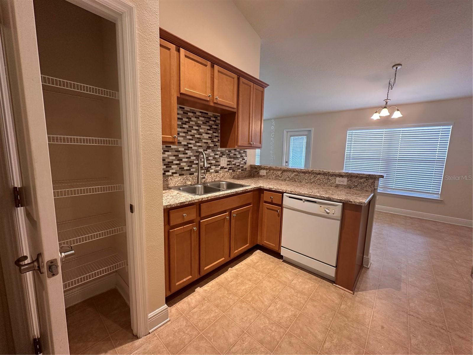 Image 14 of 56 For 402 Edith Drive