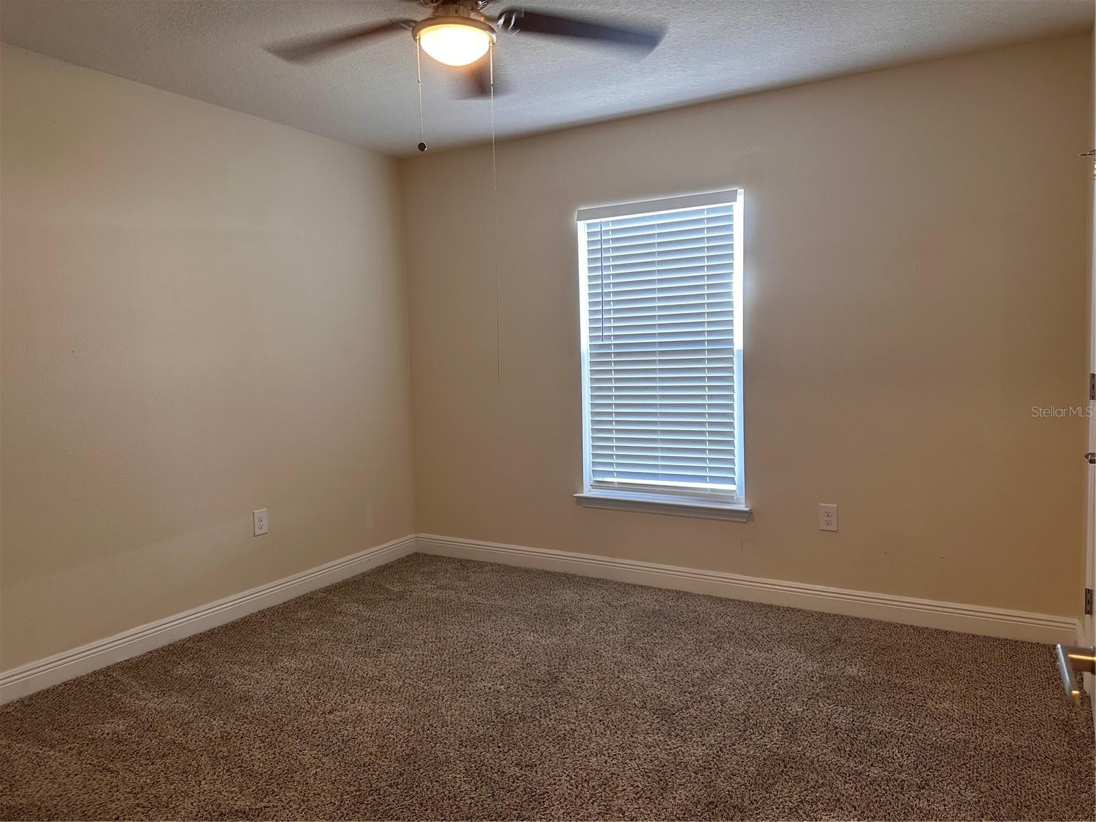 Image 16 of 56 For 402 Edith Drive