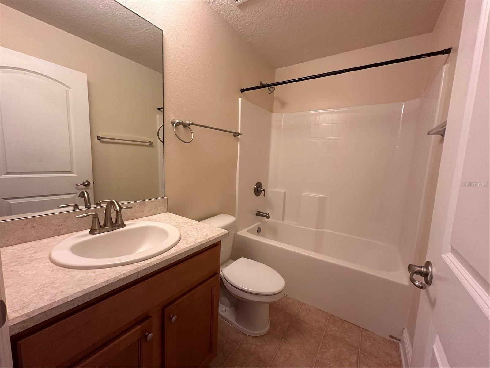 Image 22 of 56 For 402 Edith Drive