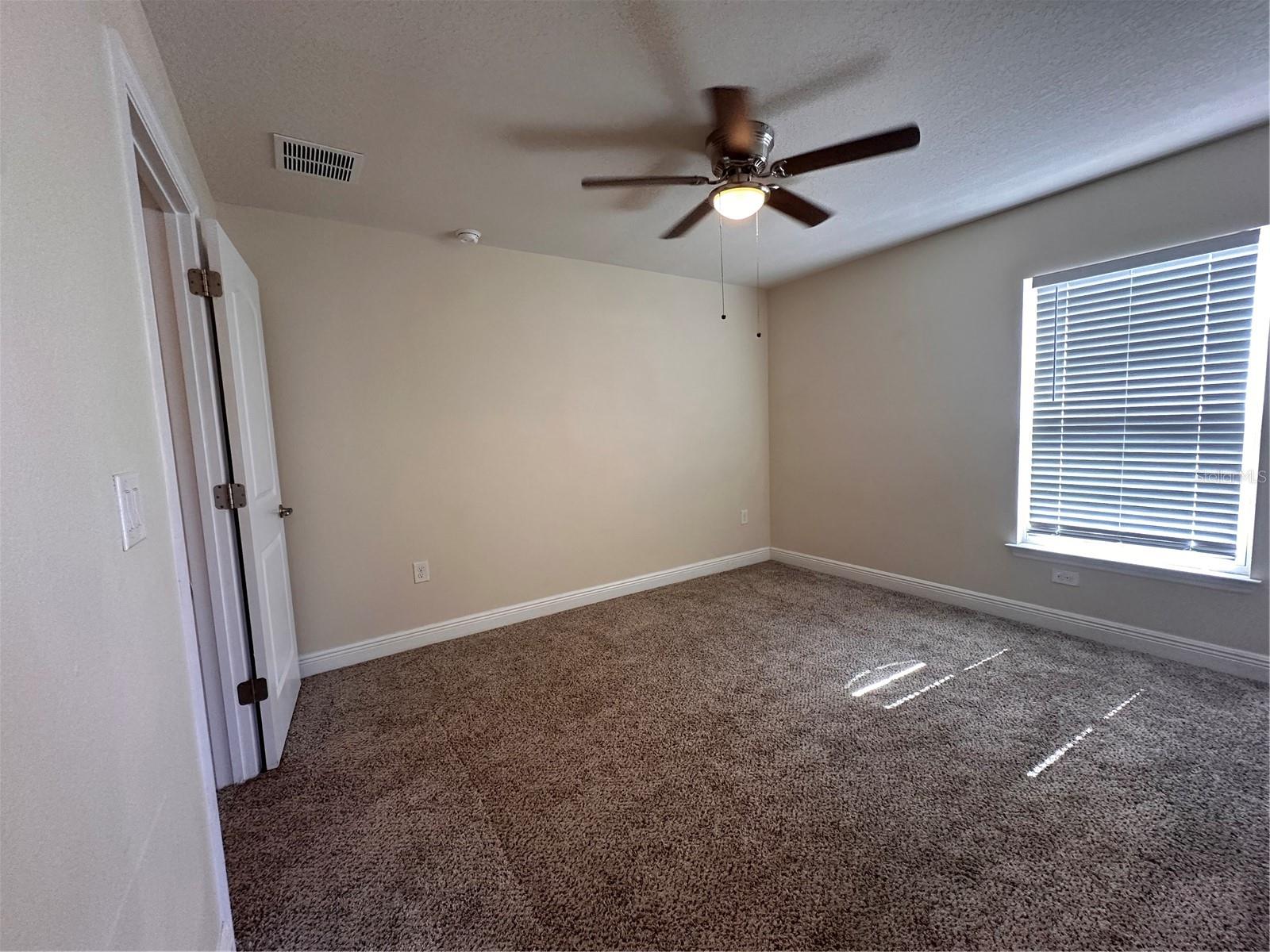 Image 28 of 56 For 402 Edith Drive