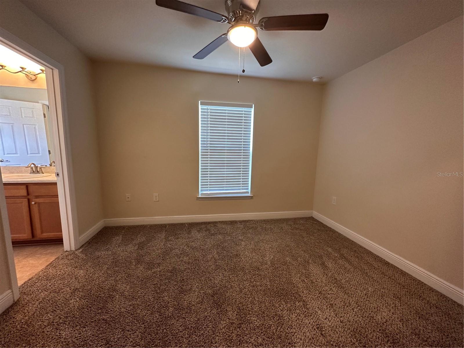 Image 36 of 56 For 402 Edith Drive