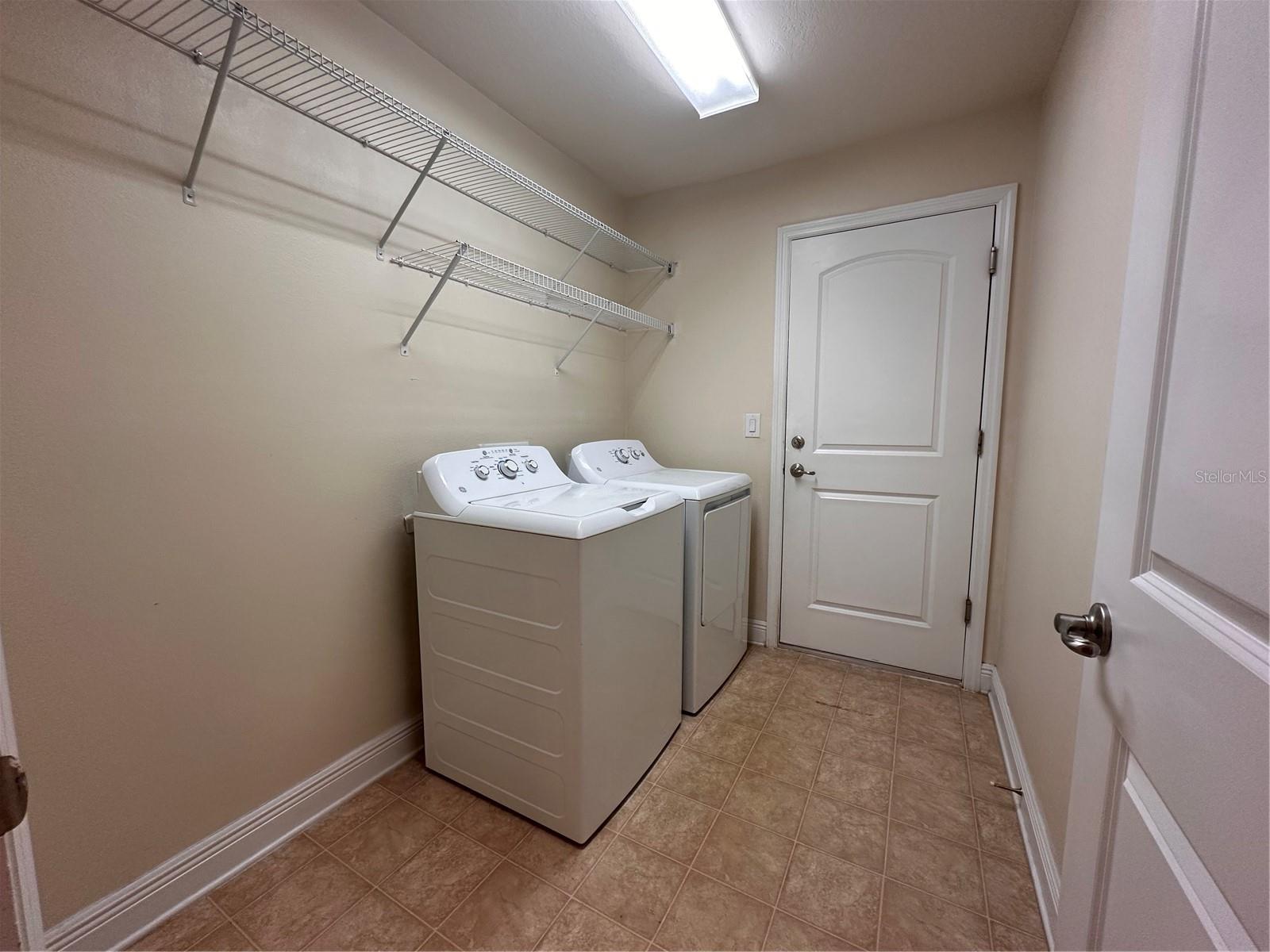 Image 40 of 56 For 402 Edith Drive