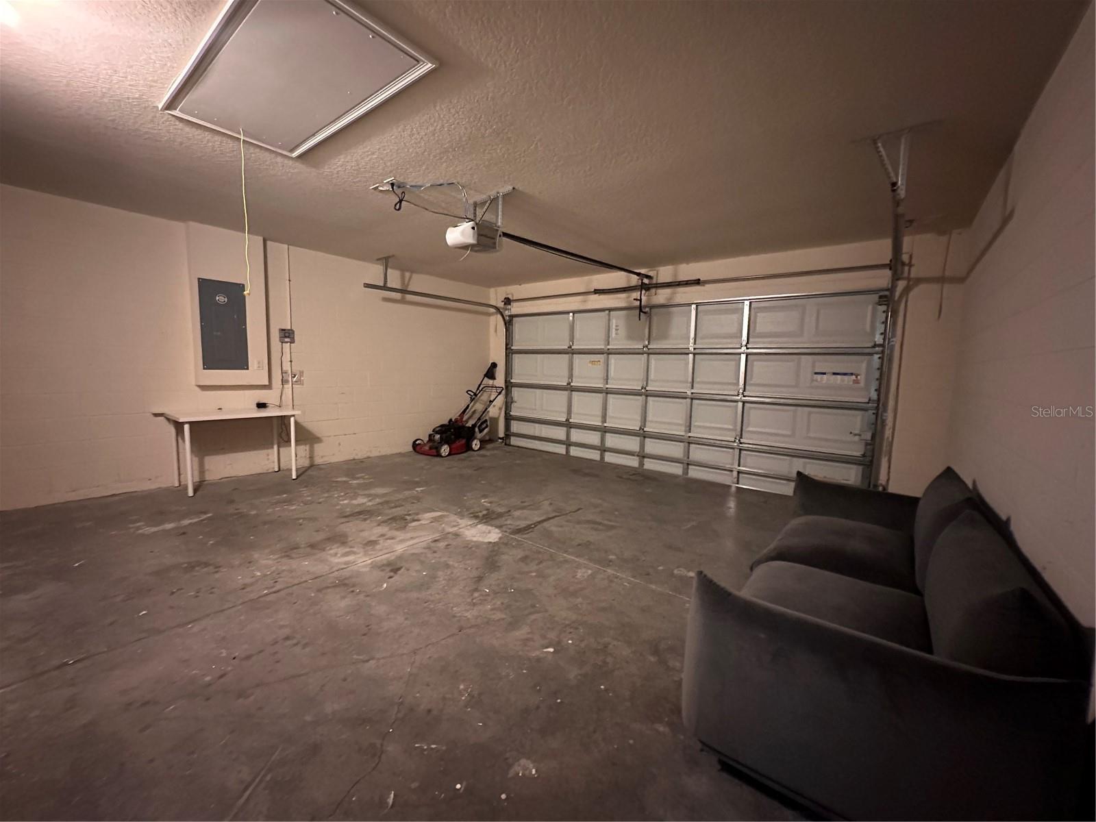 Image 43 of 56 For 402 Edith Drive