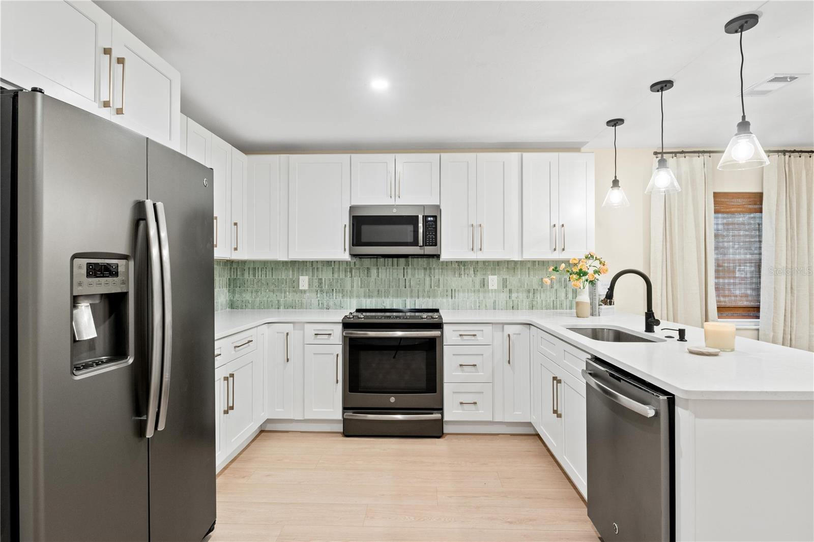 Image 7 of 29 For 150 Howes Street