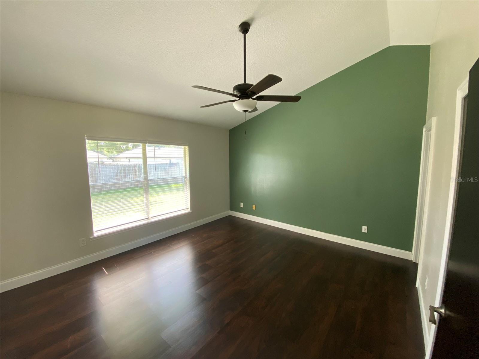 Image 6 of 18 For 1419 Spring Ridge Drive