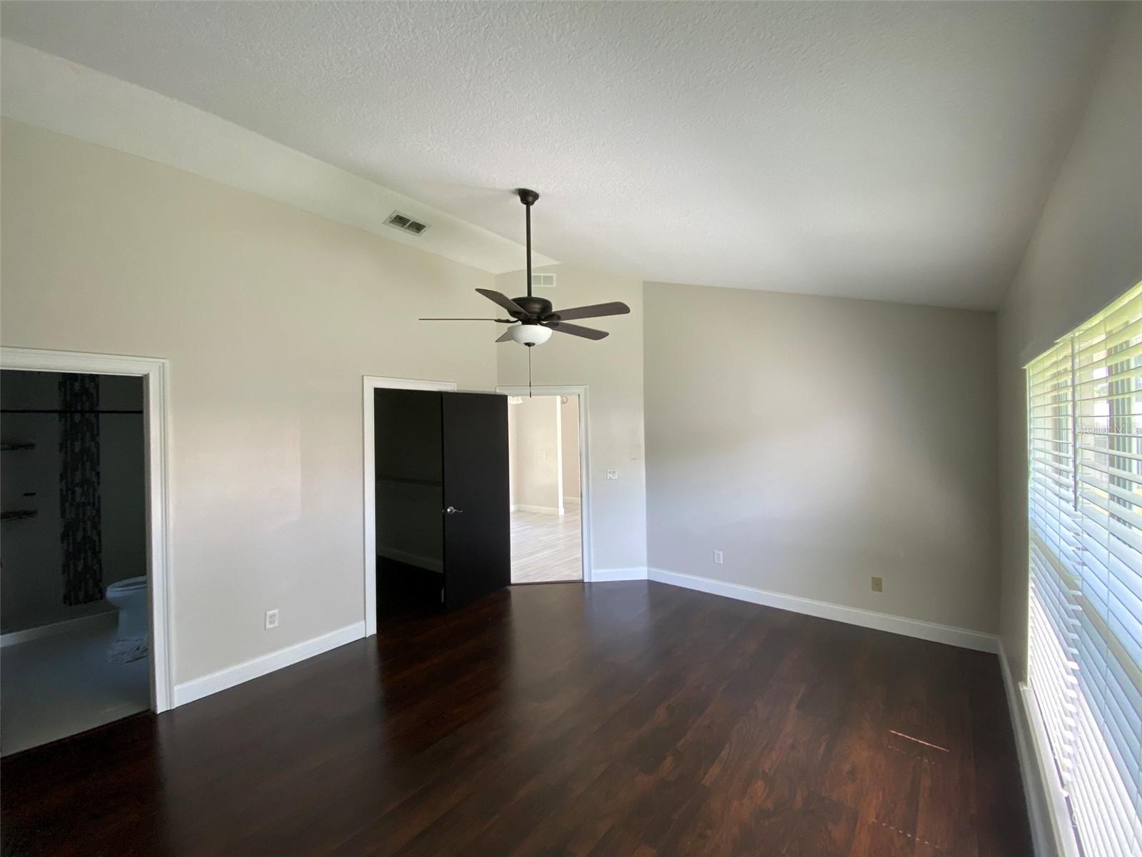 Image 7 of 18 For 1419 Spring Ridge Drive