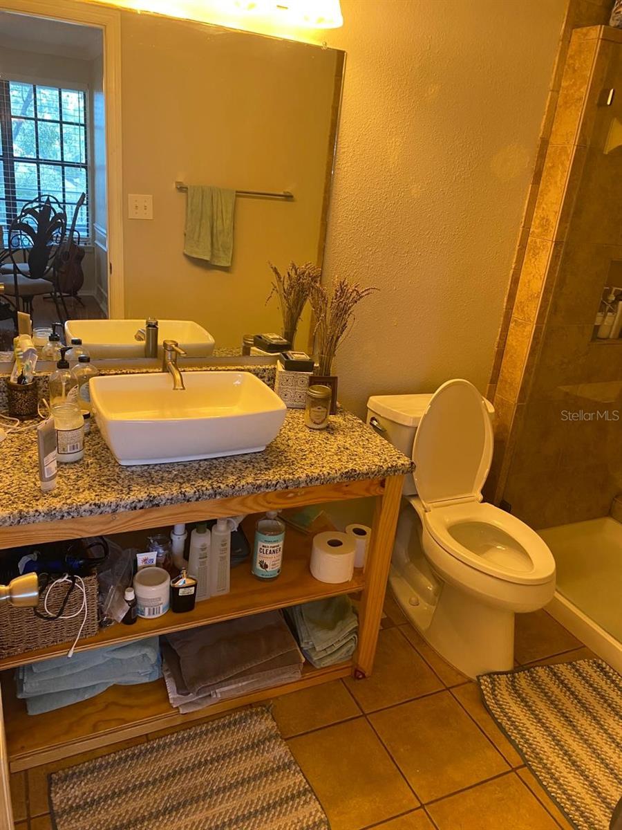 Image 10 of 23 For 1000 Horatio Street 305