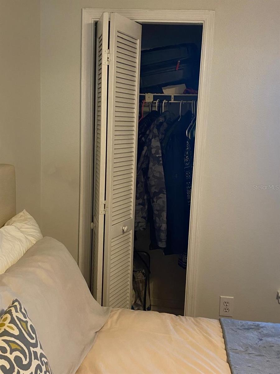 Image 17 of 23 For 1000 Horatio Street 305