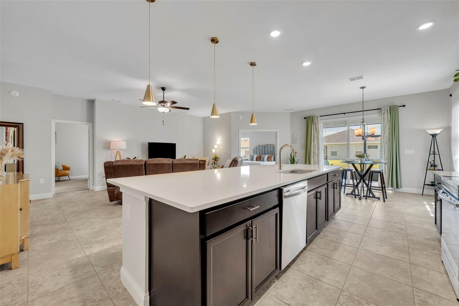 Image 16 of 45 For 1320 Melrose Street