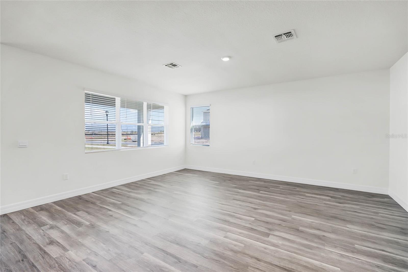 Image 2 of 30 For 5231 Ligonberry Street