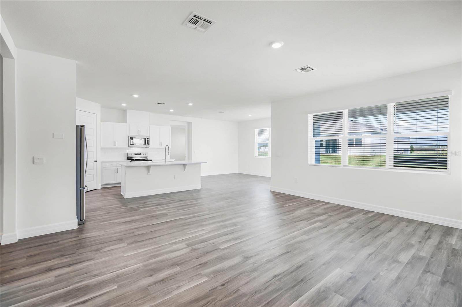 Image 4 of 30 For 5231 Ligonberry Street