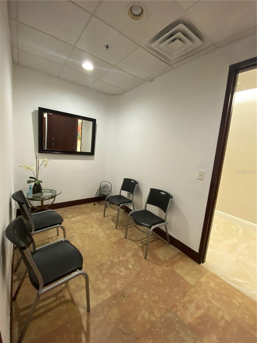 Image 12 of 20 For 4725 Sand Lake Road 212