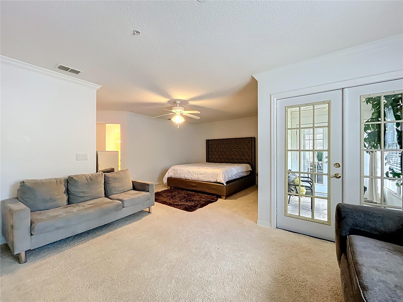 Image 30 of 46 For 1050 Loch Vail  21