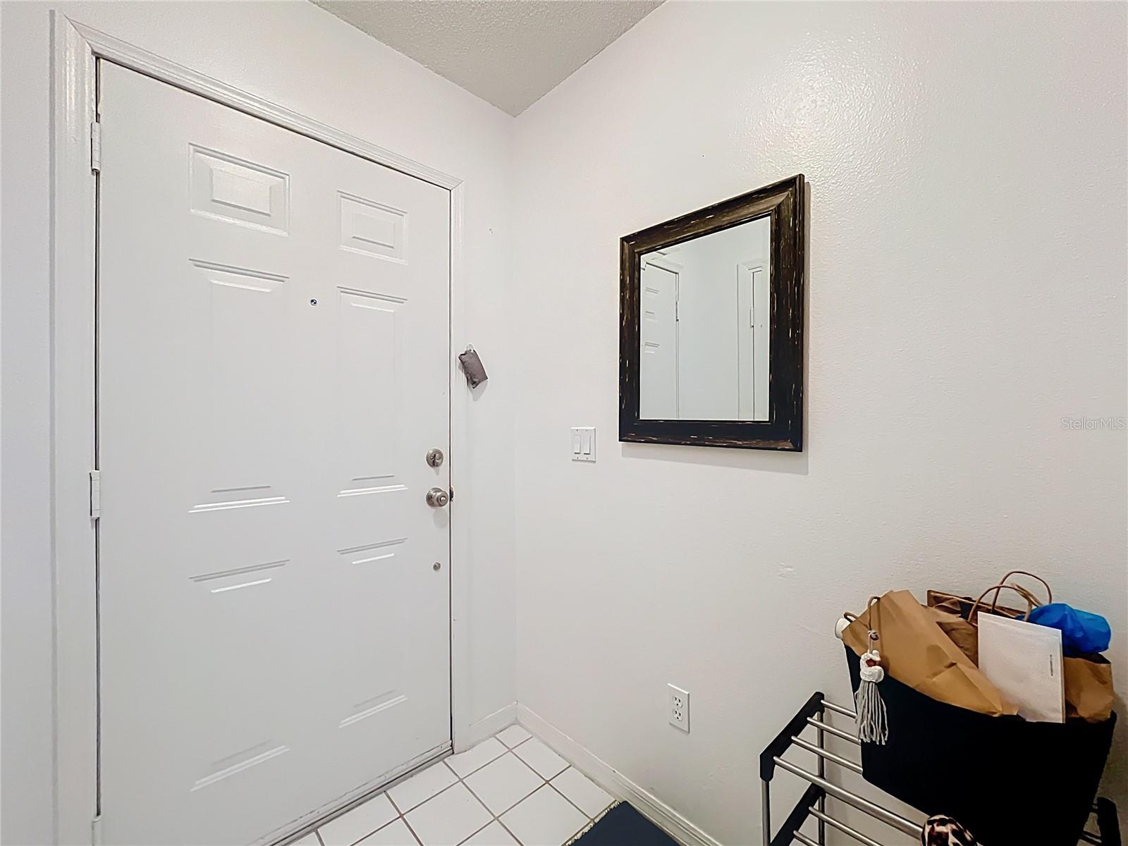 Image 6 of 46 For 1050 Loch Vail  21