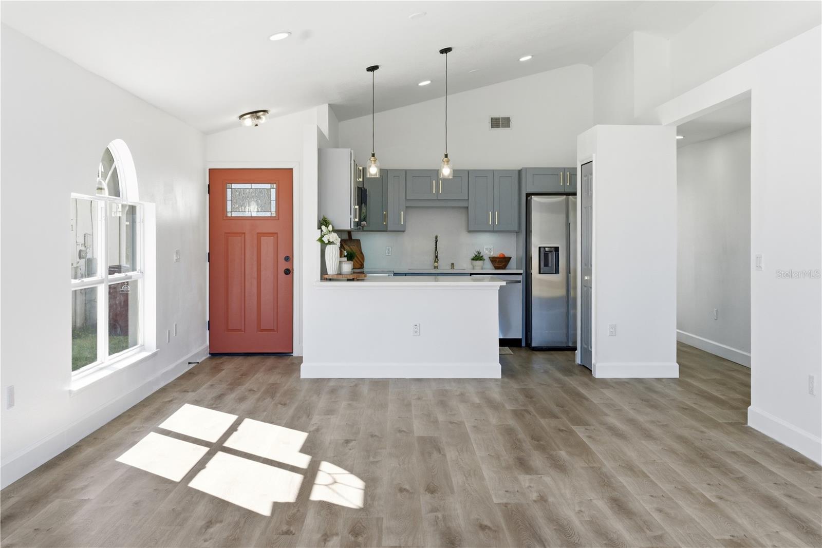 Image 11 of 44 For 461 Cadenza Drive