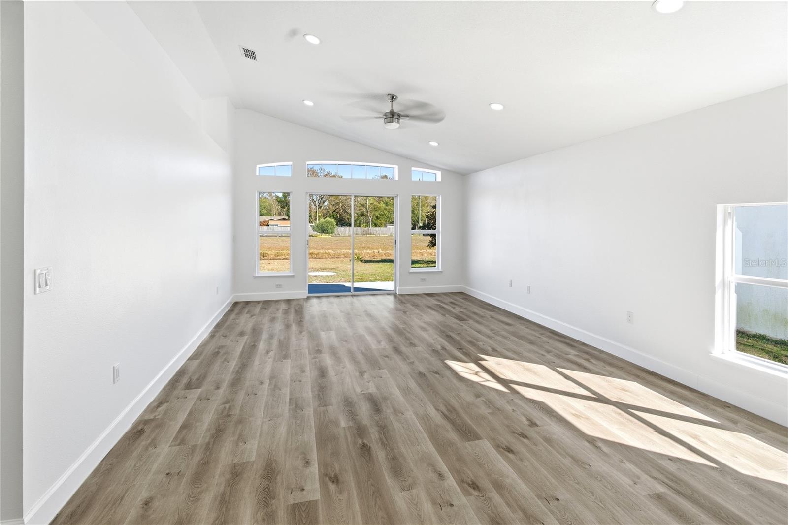 Image 12 of 44 For 461 Cadenza Drive