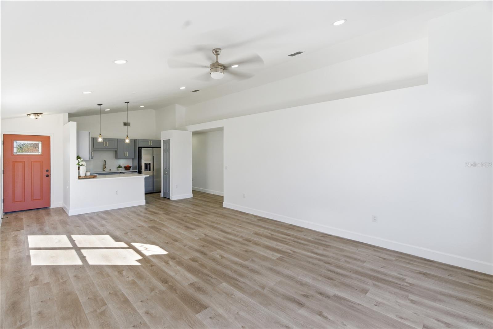 Image 13 of 44 For 461 Cadenza Drive