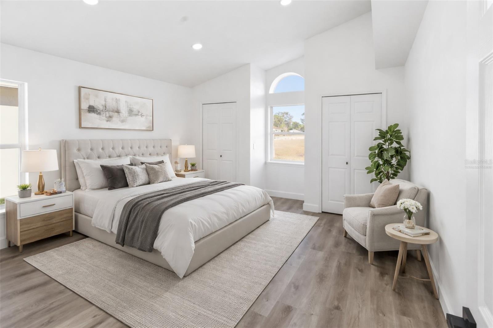 Image 18 of 44 For 461 Cadenza Drive