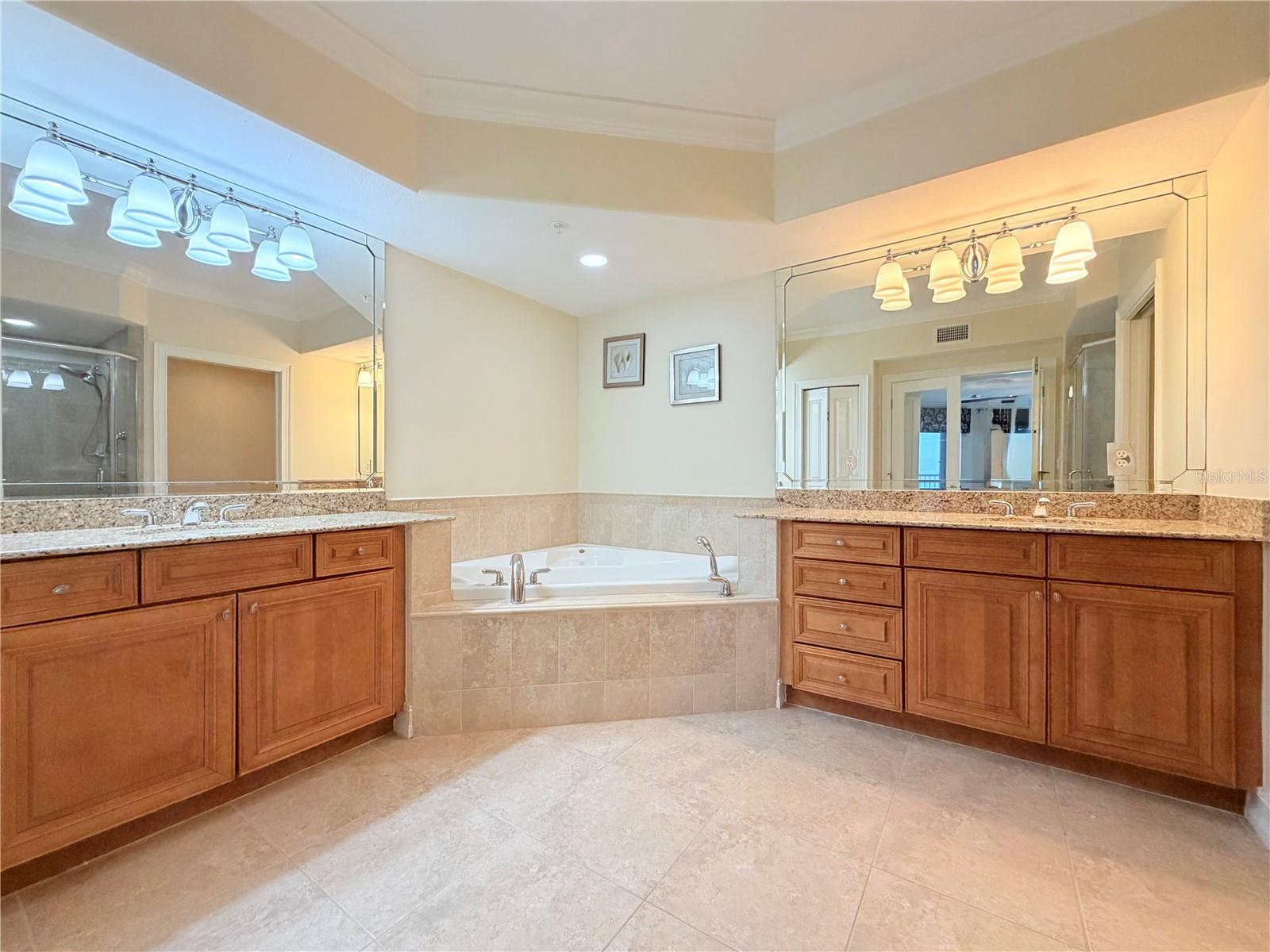 Image 26 of 46 For 4180 Highway A1a 805