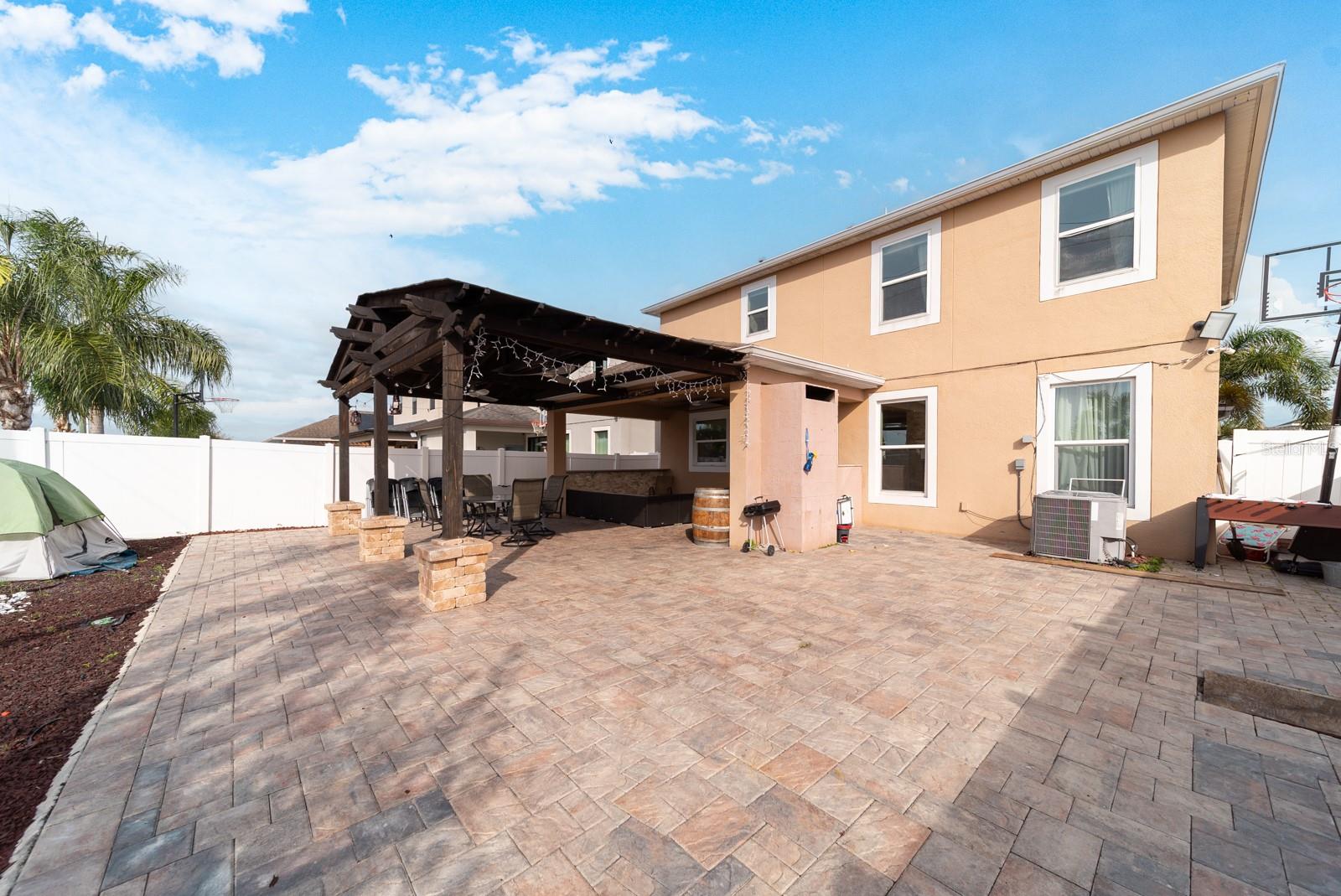 Image 16 of 34 For 2542 Nouveau Way