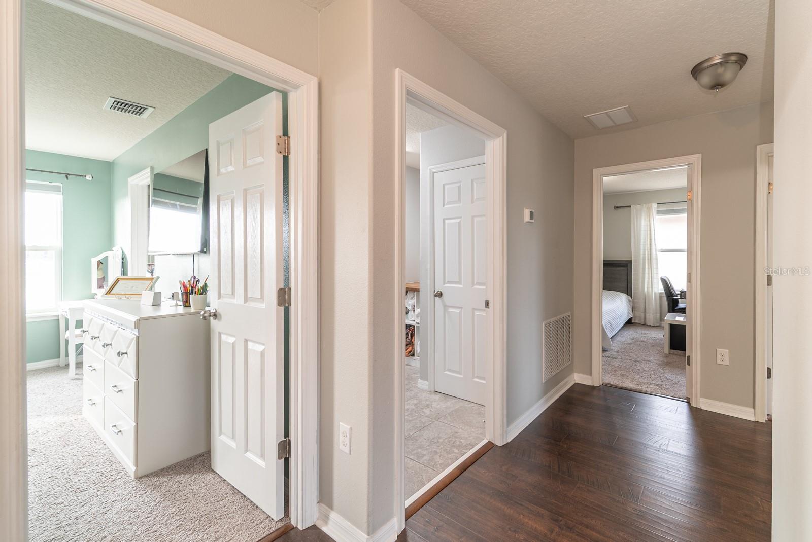 Image 18 of 34 For 2542 Nouveau Way