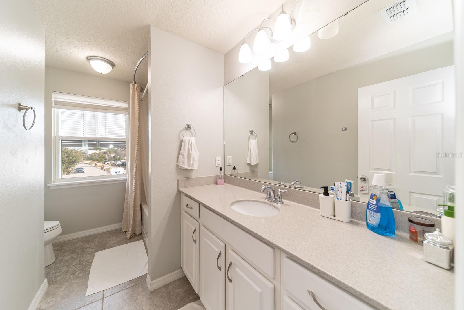 Image 27 of 34 For 2542 Nouveau Way