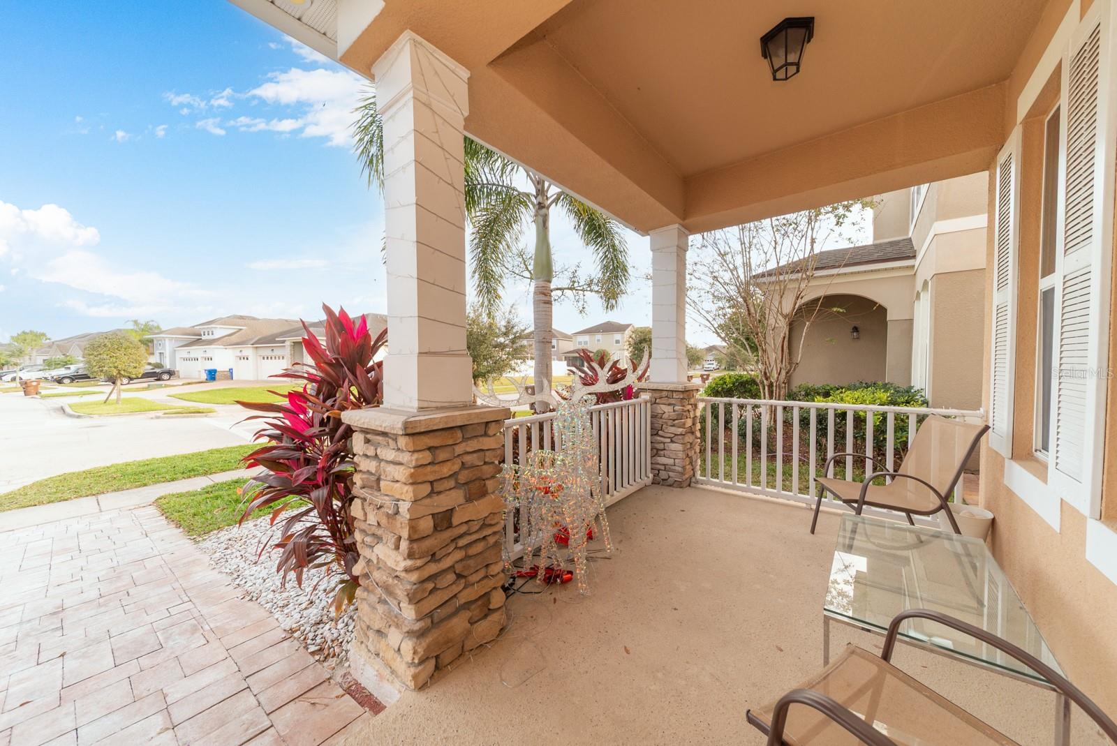 Image 3 of 34 For 2542 Nouveau Way