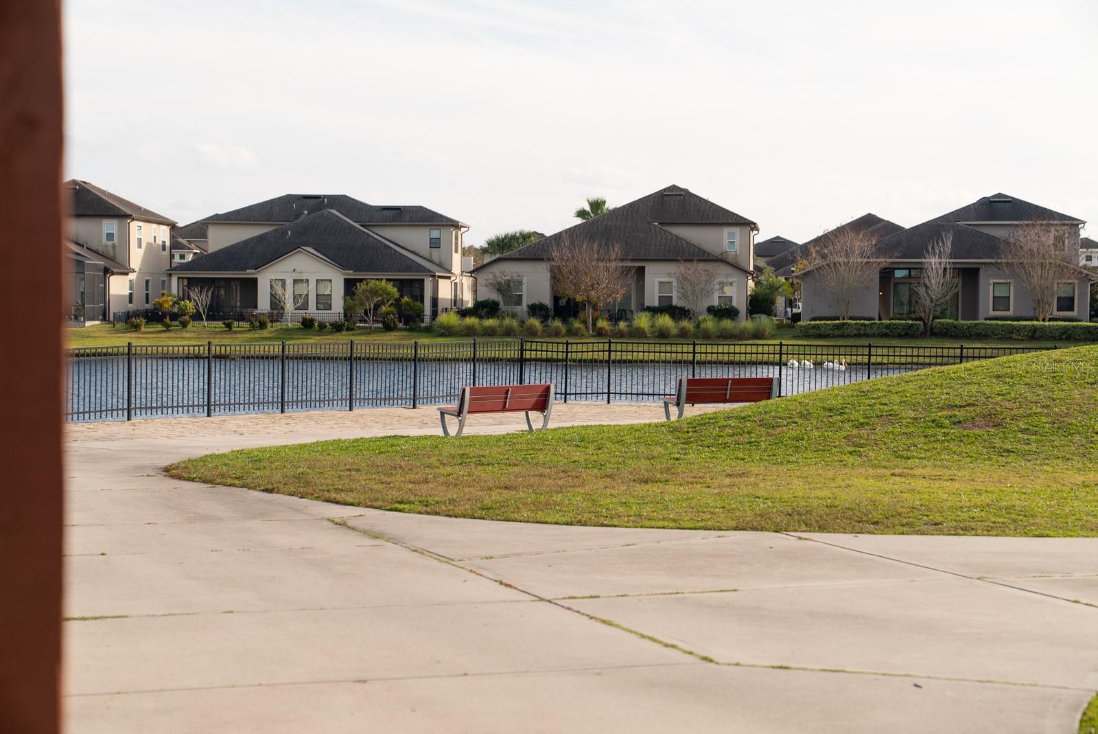 Image 33 of 34 For 2542 Nouveau Way