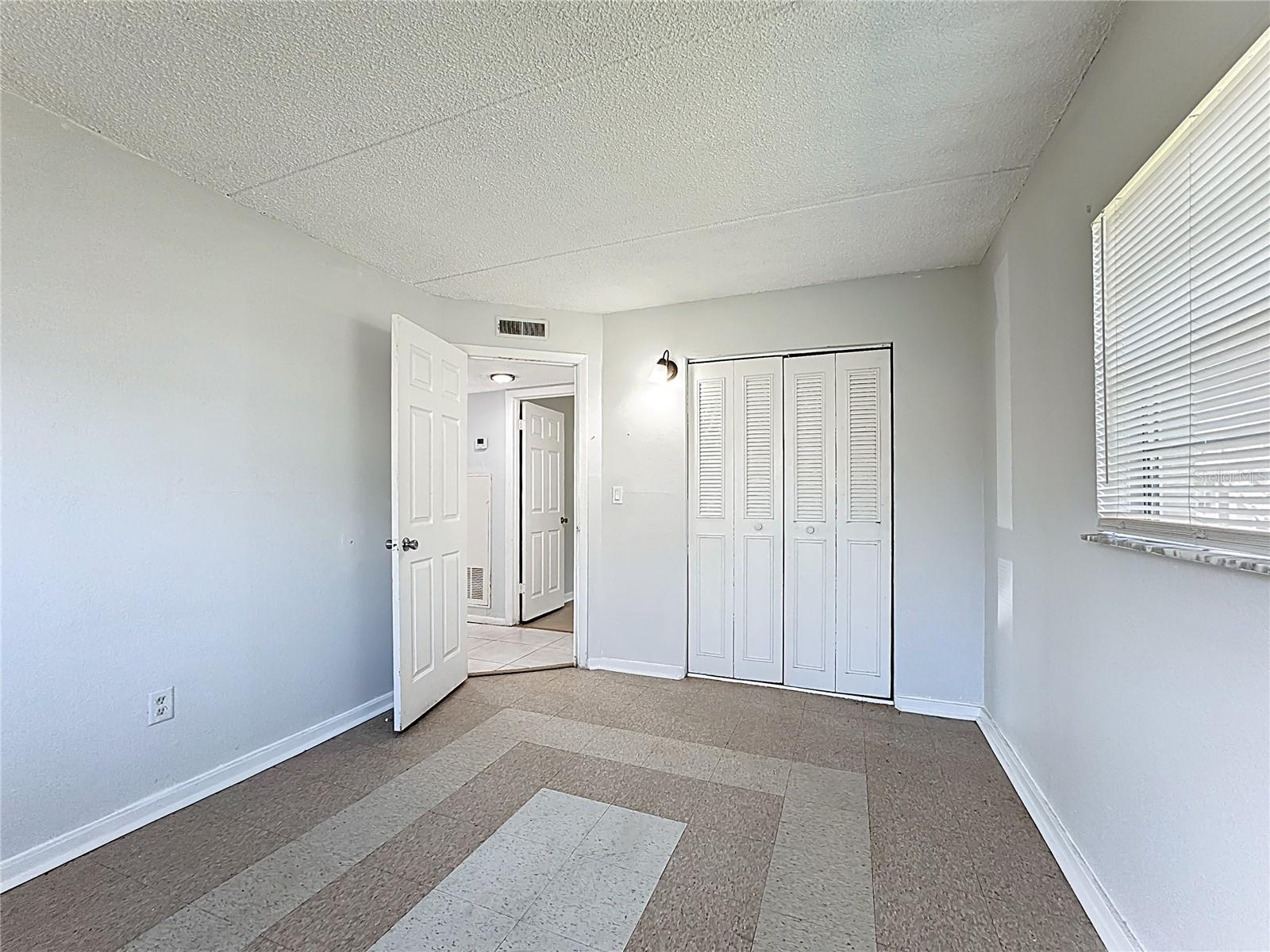 Image 13 of 23 For 694 Michigan Court 3