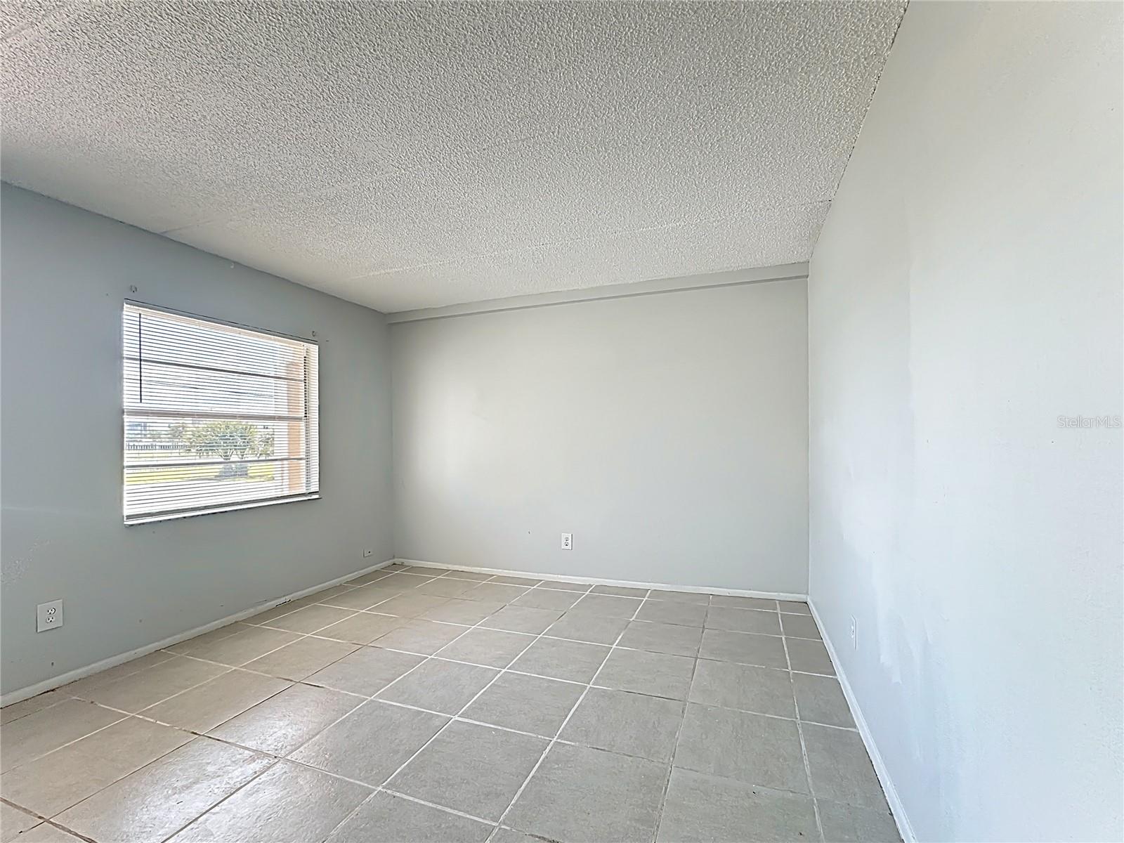 Image 4 of 23 For 694 Michigan Court 3