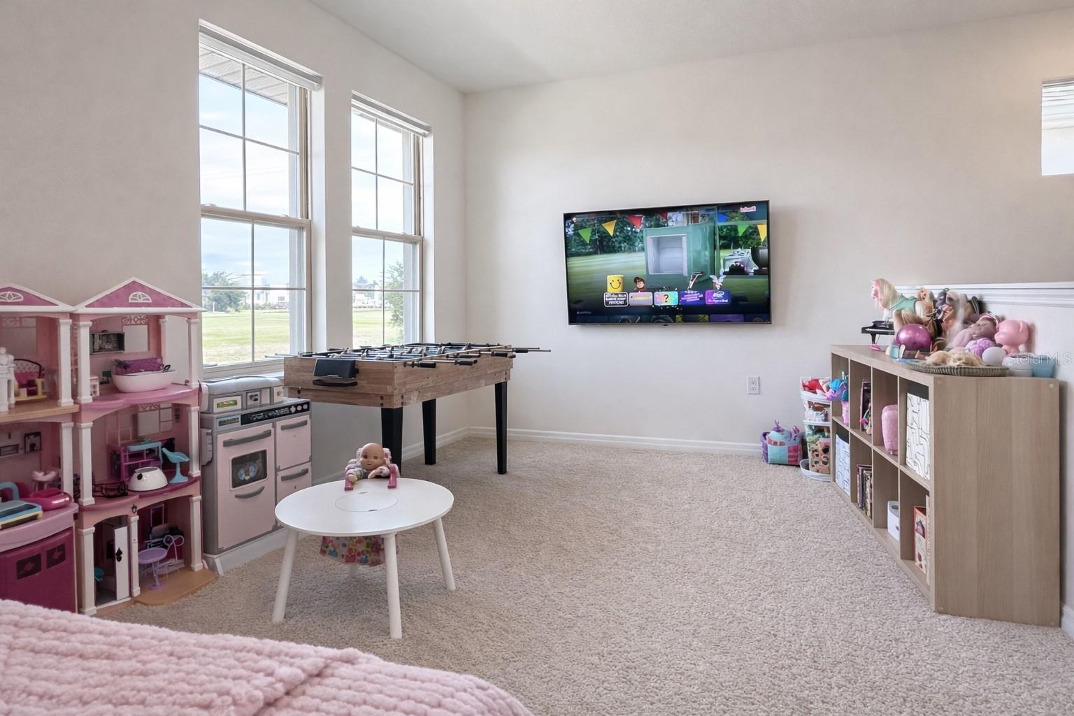 Image 18 of 42 For 11021 Bostwick Alley