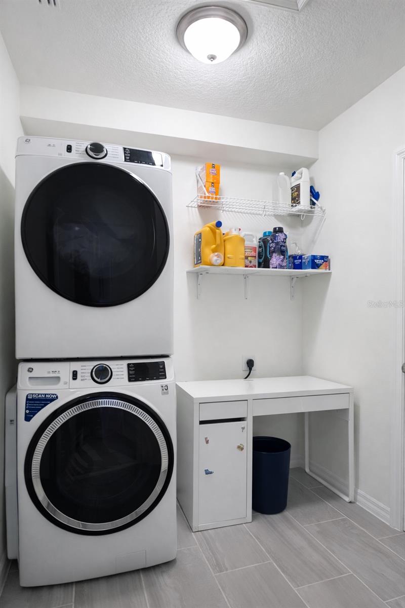 Image 26 of 42 For 11021 Bostwick Alley