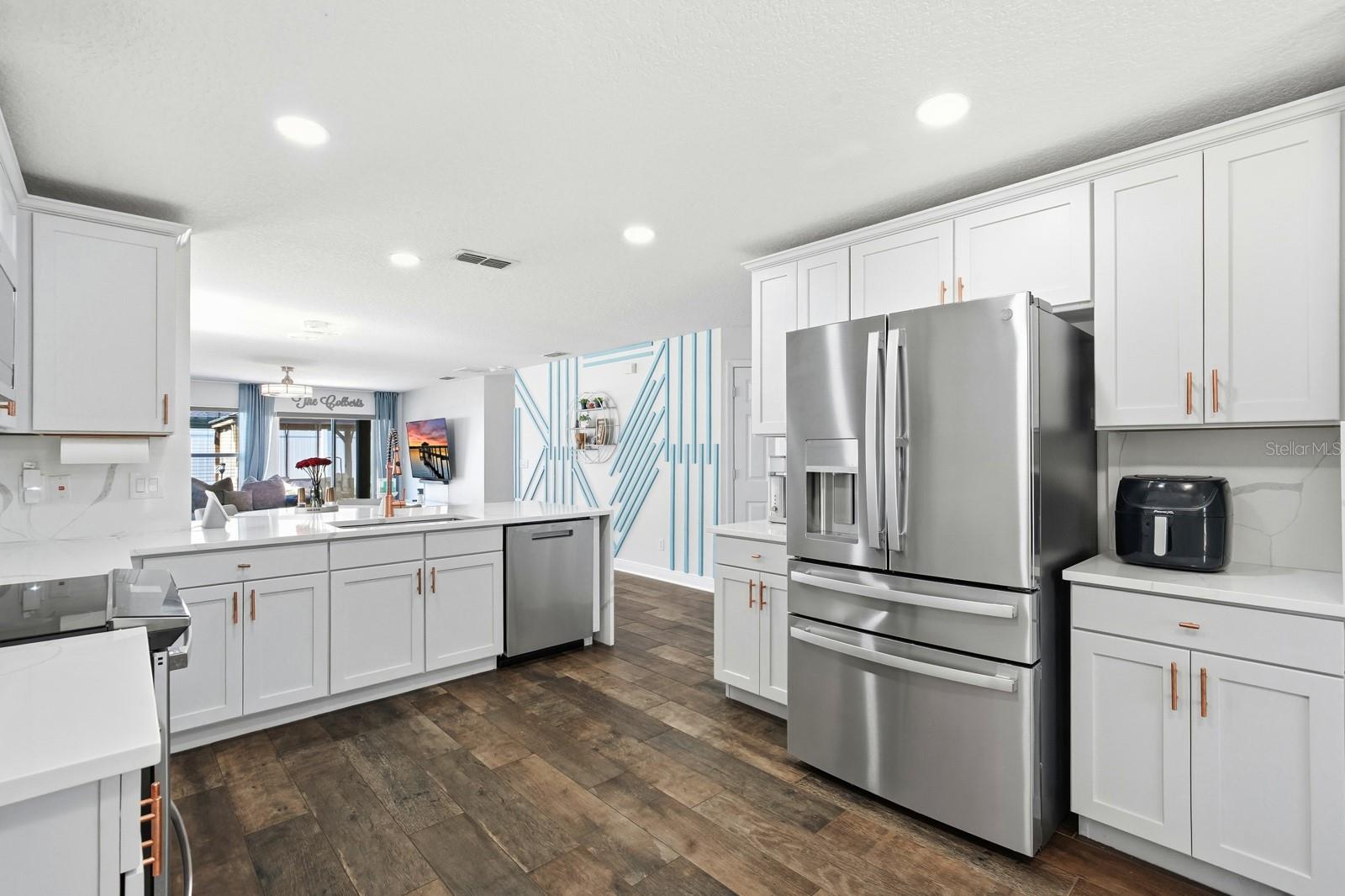 Image 11 of 32 For 2649 Bullion Loop