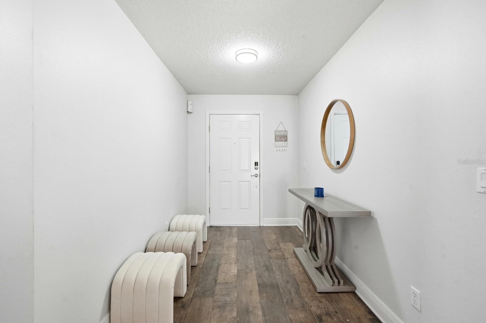 Image 22 of 32 For 2649 Bullion Loop