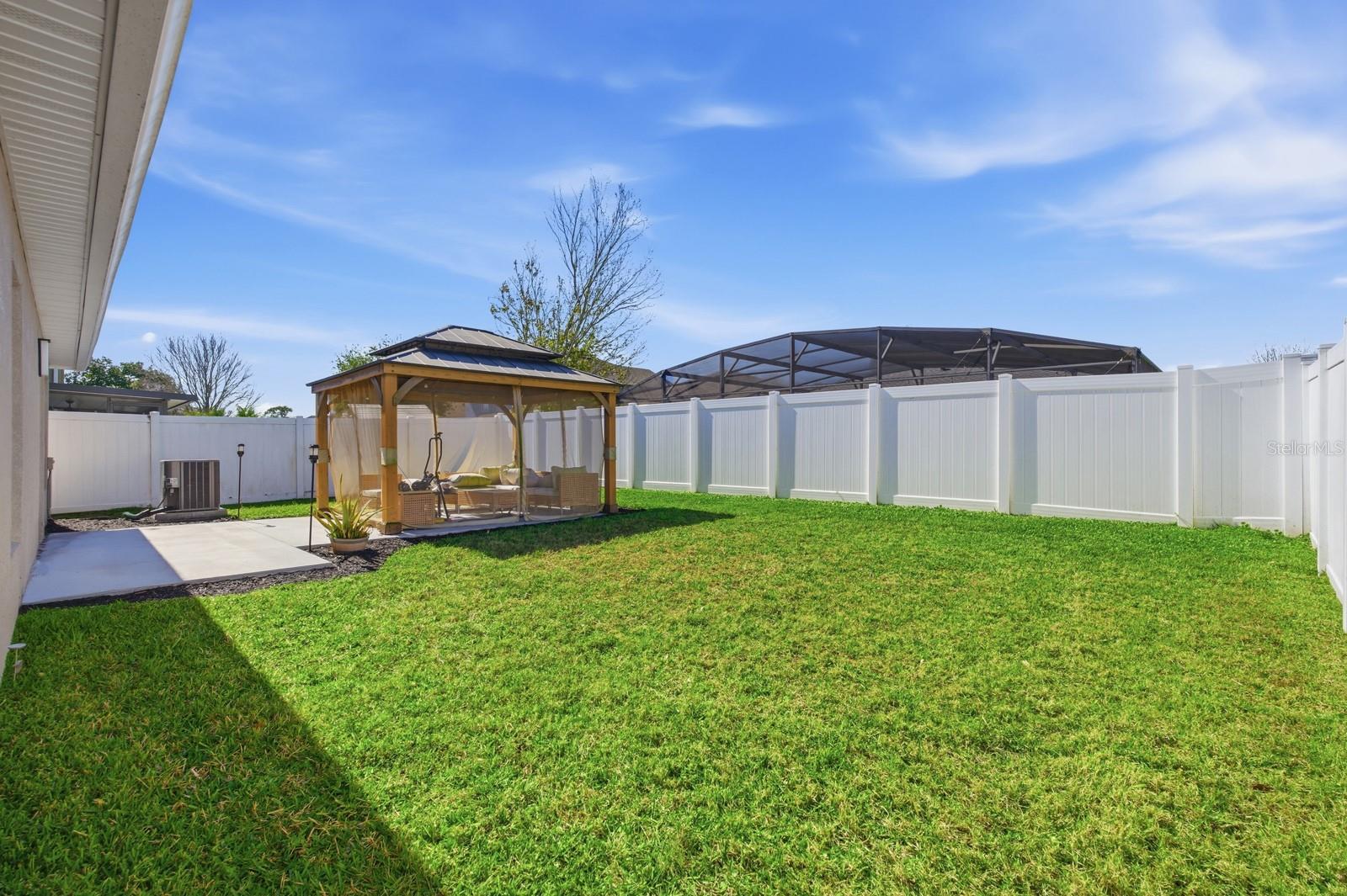 Image 23 of 32 For 2649 Bullion Loop