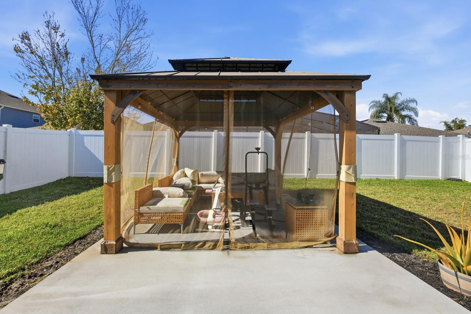 Image 25 of 32 For 2649 Bullion Loop