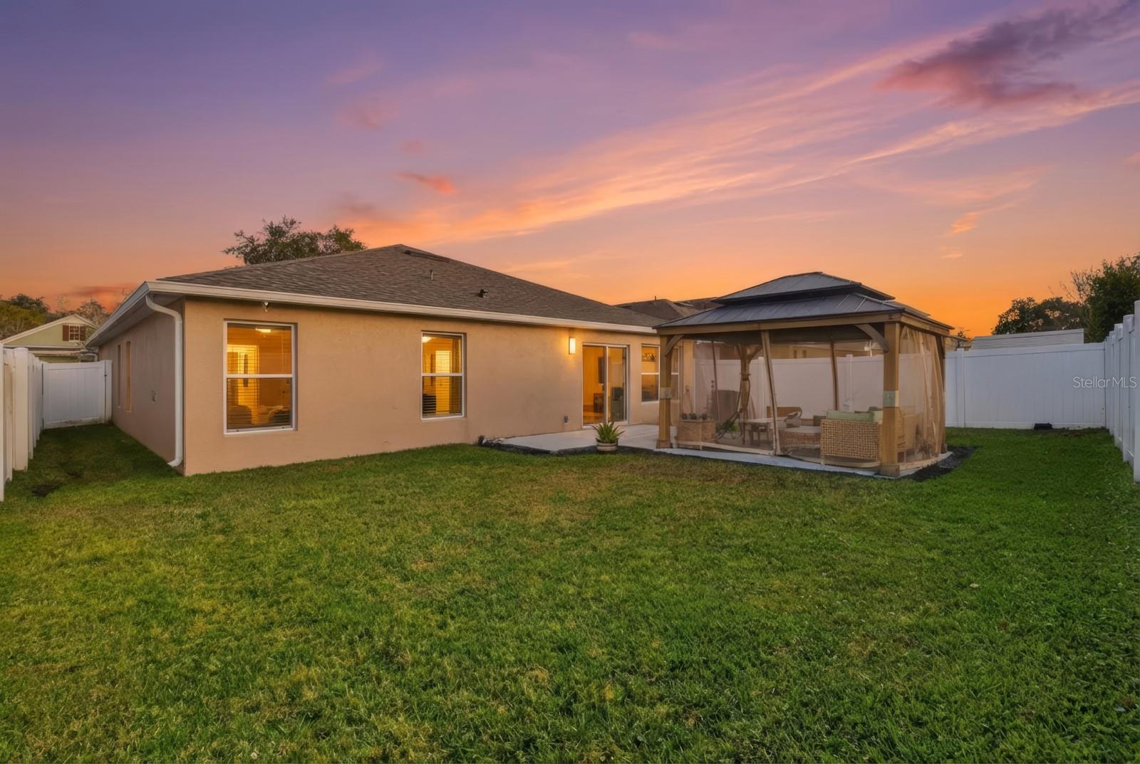 Image 29 of 32 For 2649 Bullion Loop