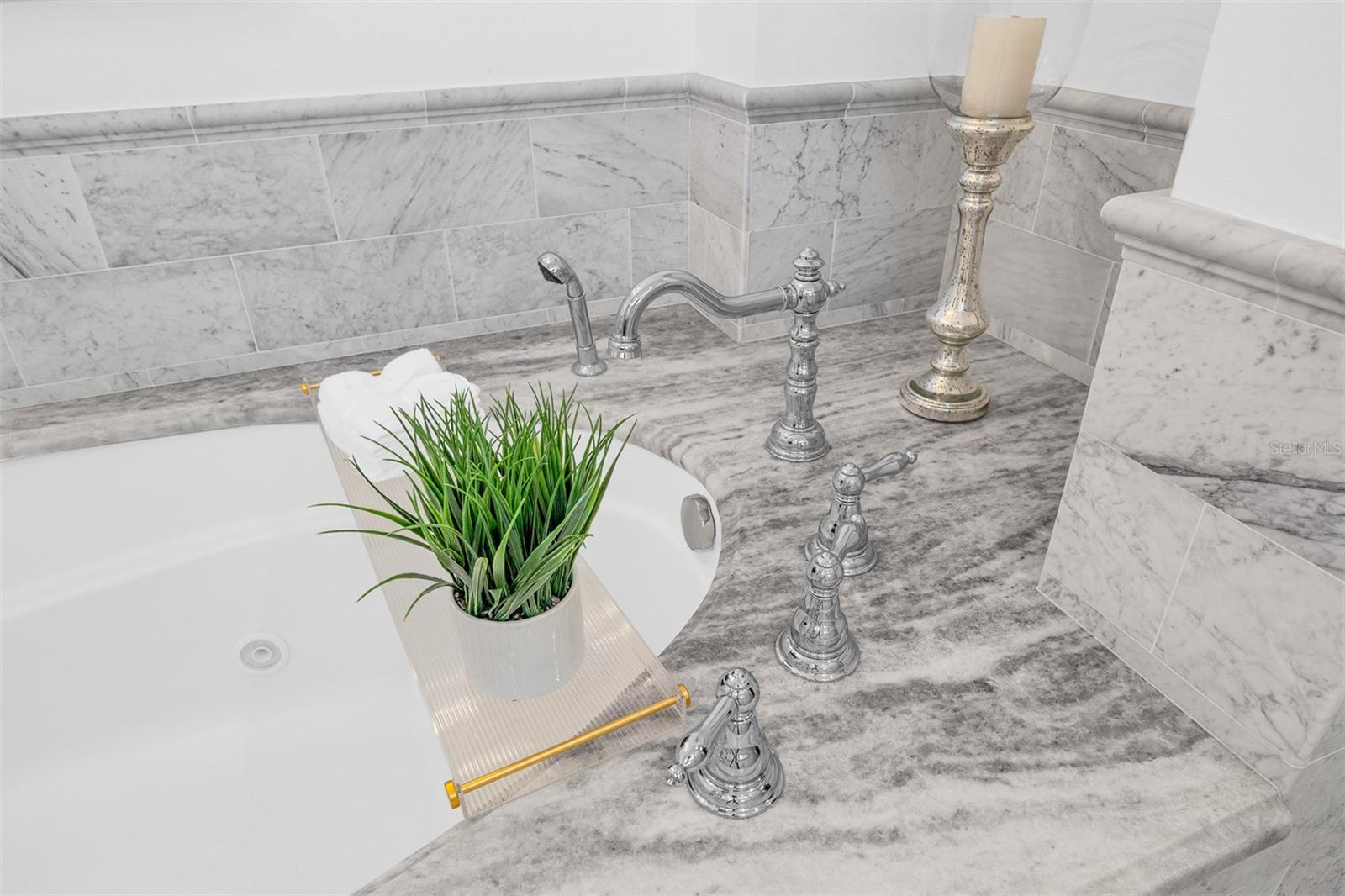 Image 21 of 45 For 234 Detmar Drive