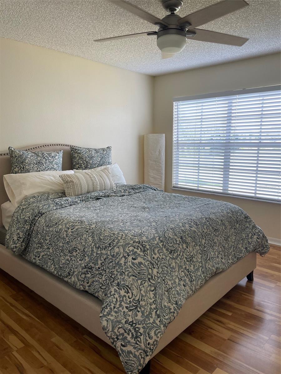 Image 10 of 47 For 1909 Summer Club Drive 211