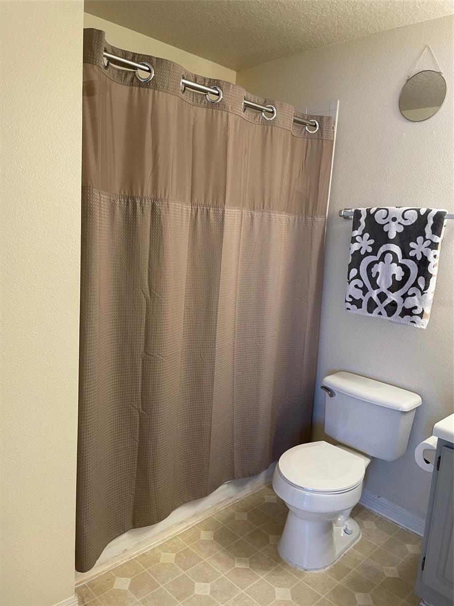 Image 13 of 47 For 1909 Summer Club Drive 211