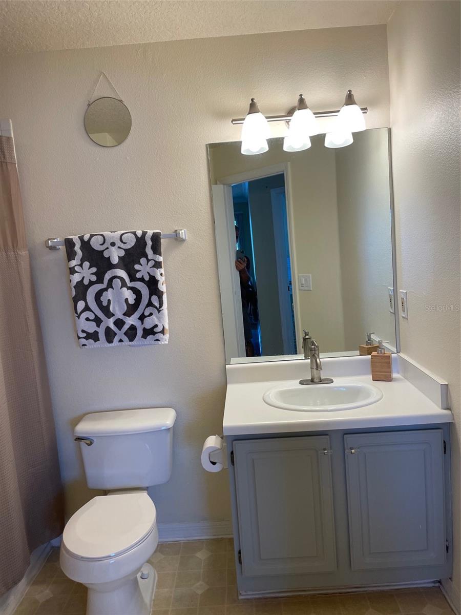 Image 14 of 47 For 1909 Summer Club Drive 211