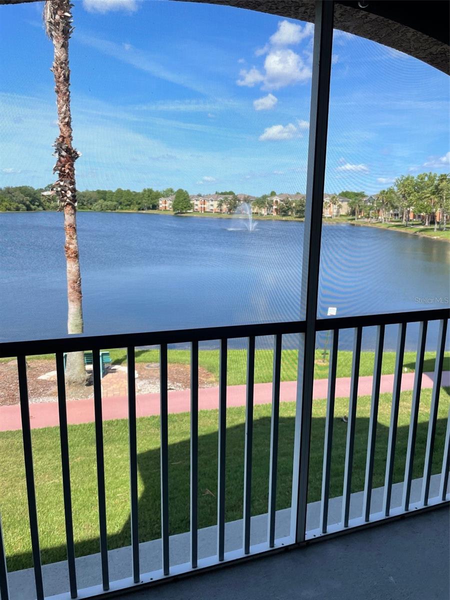 Image 20 of 47 For 1909 Summer Club Drive 211