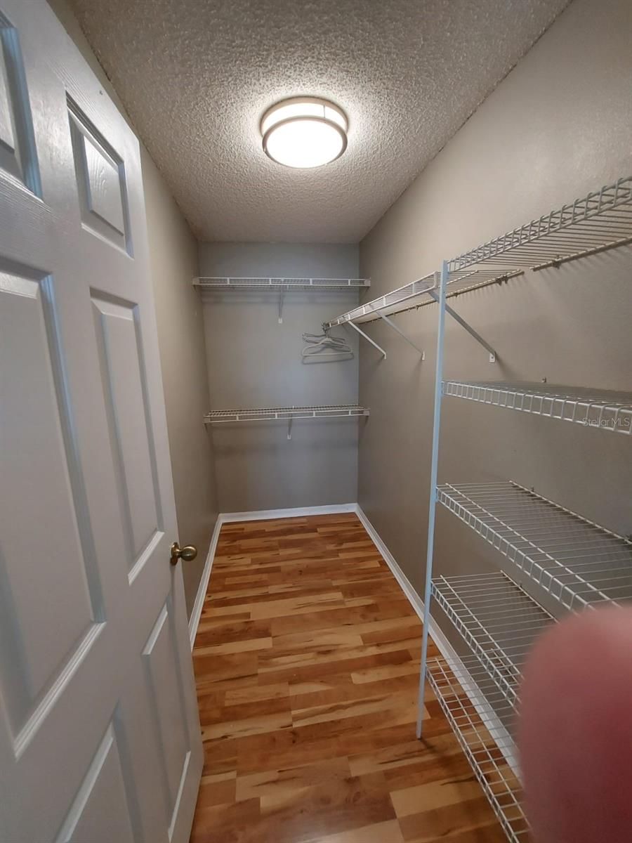 Image 4 of 47 For 1909 Summer Club Drive 211