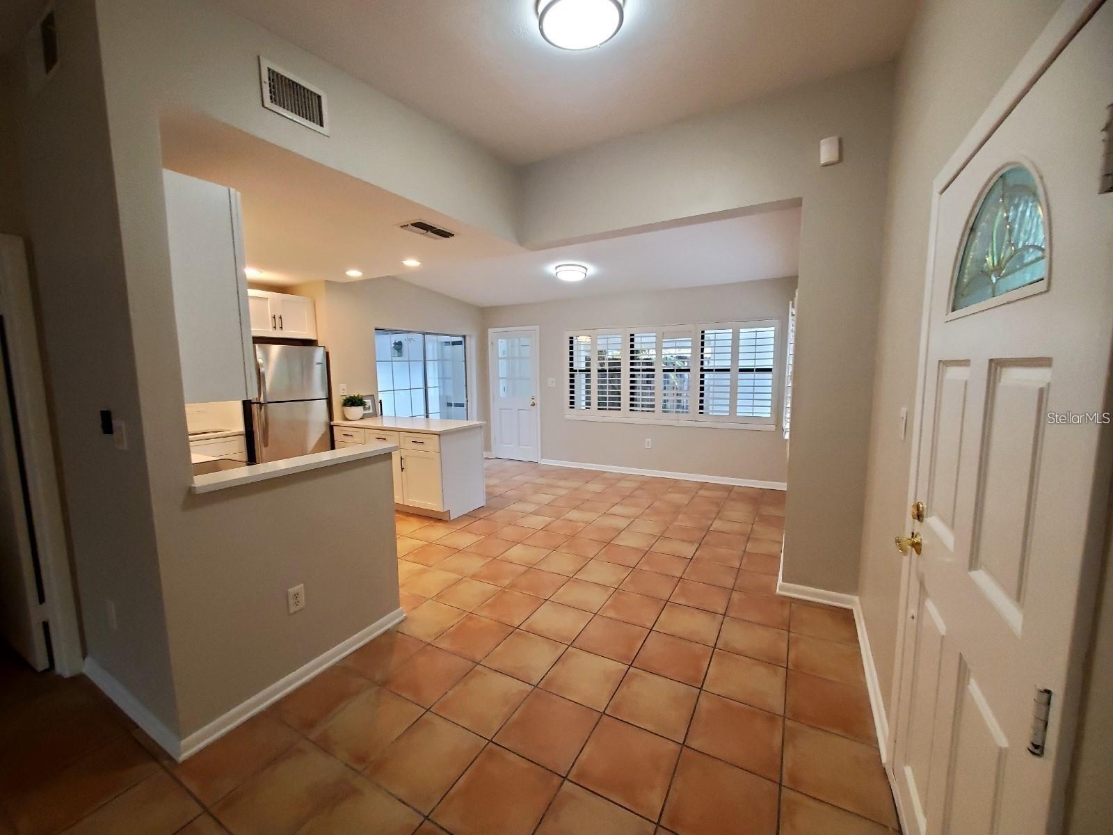 Image 17 of 21 For 1812 Pineview Circle