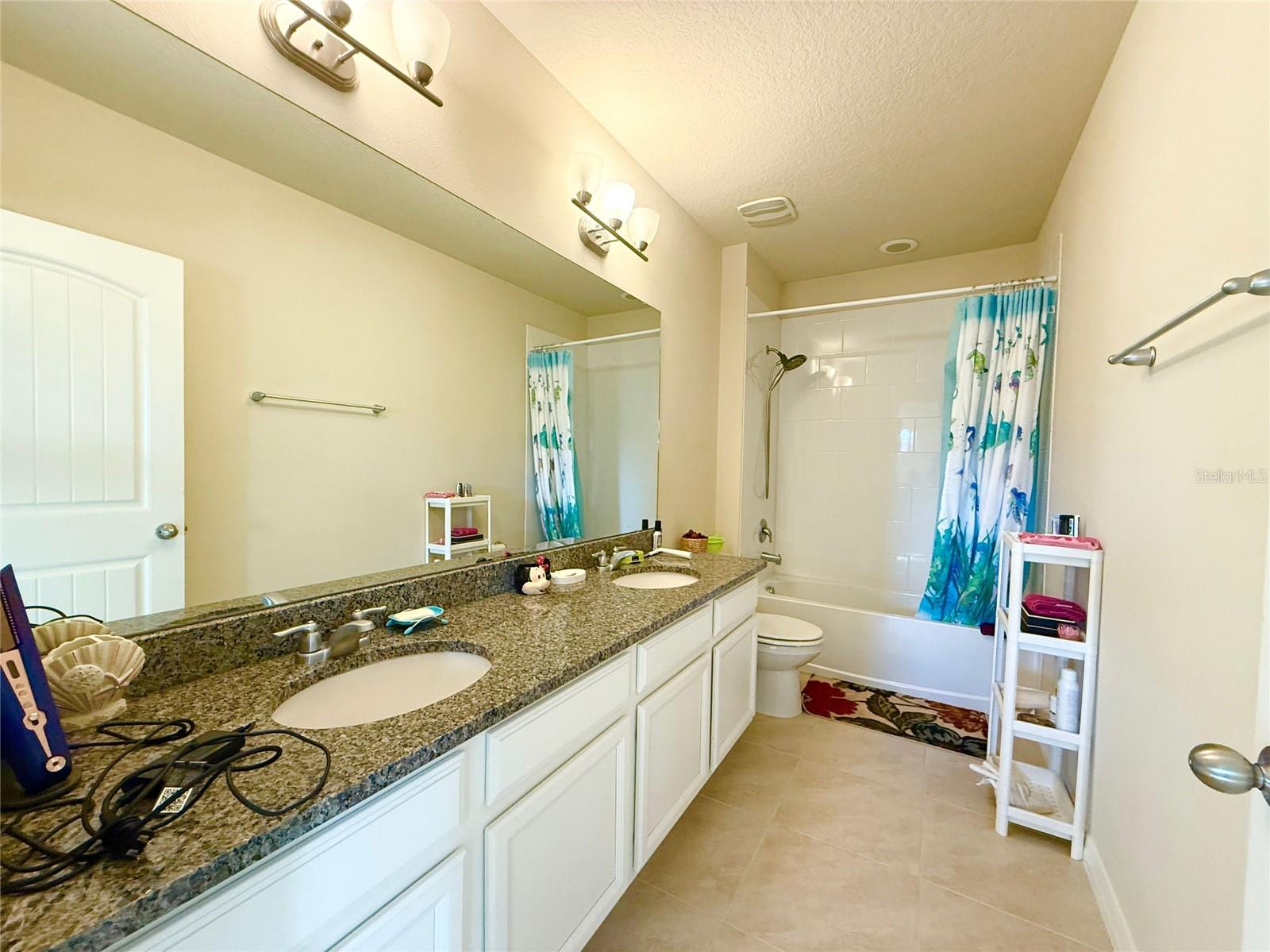 Image 14 of 41 For 16737 Harper Cove Drive