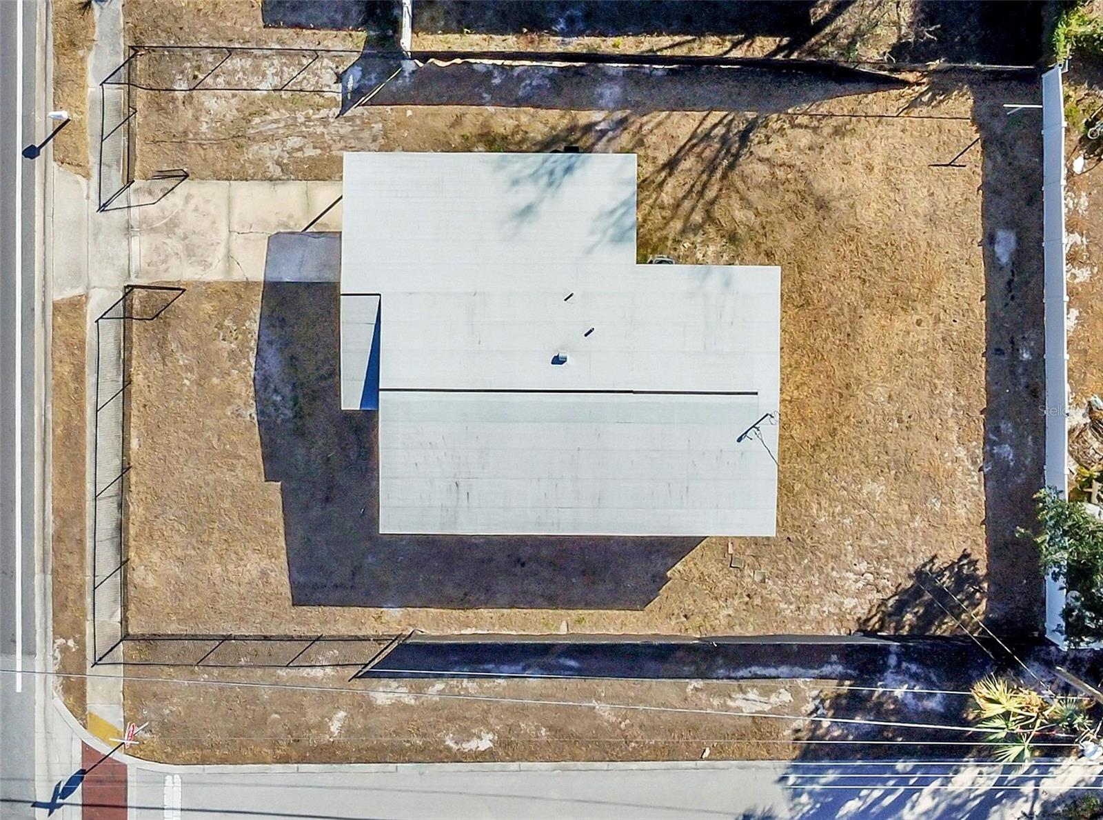 Image 11 of 14 For 604 Church Avenue