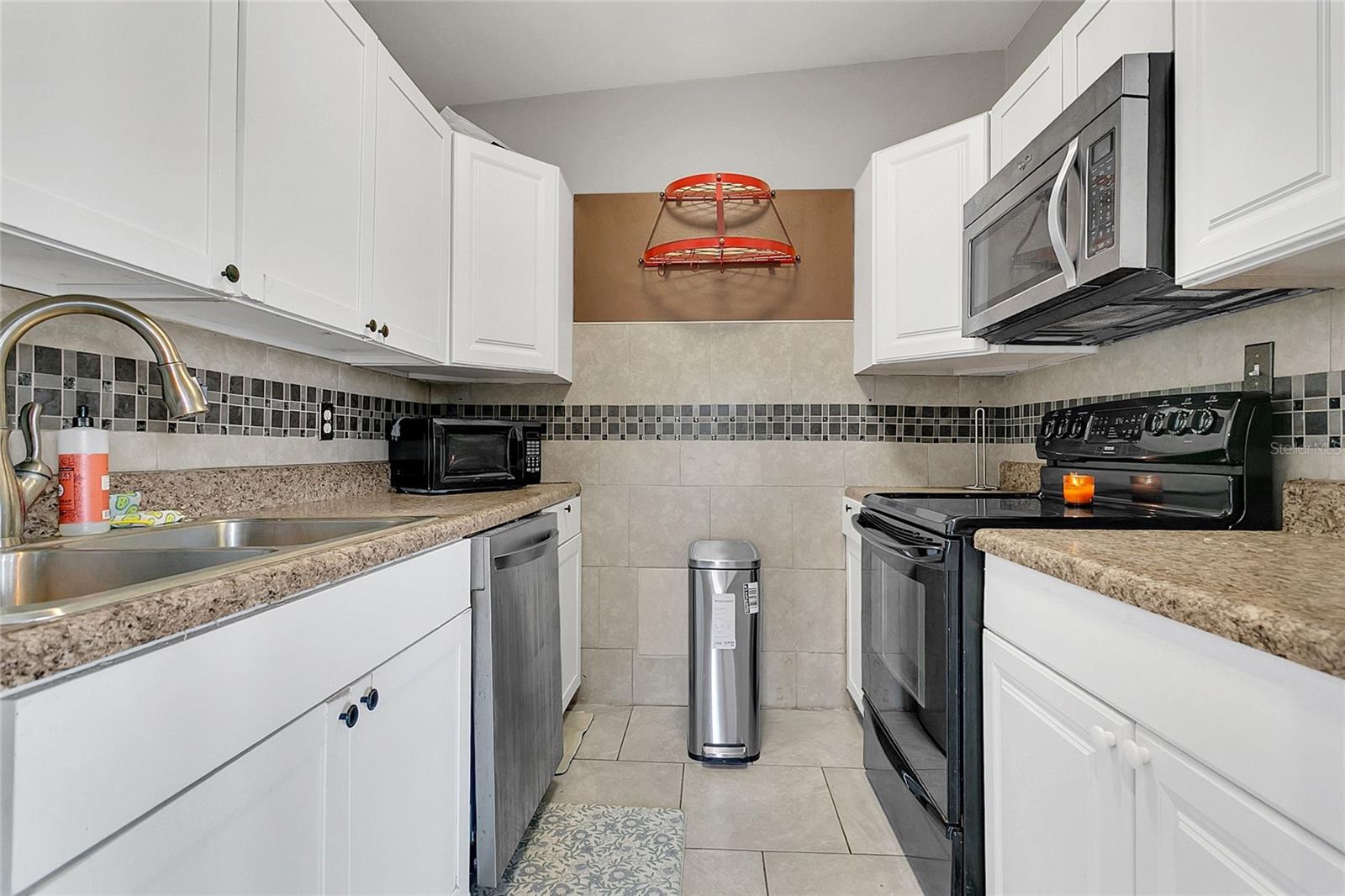 Image 3 of 14 For 604 Church Avenue