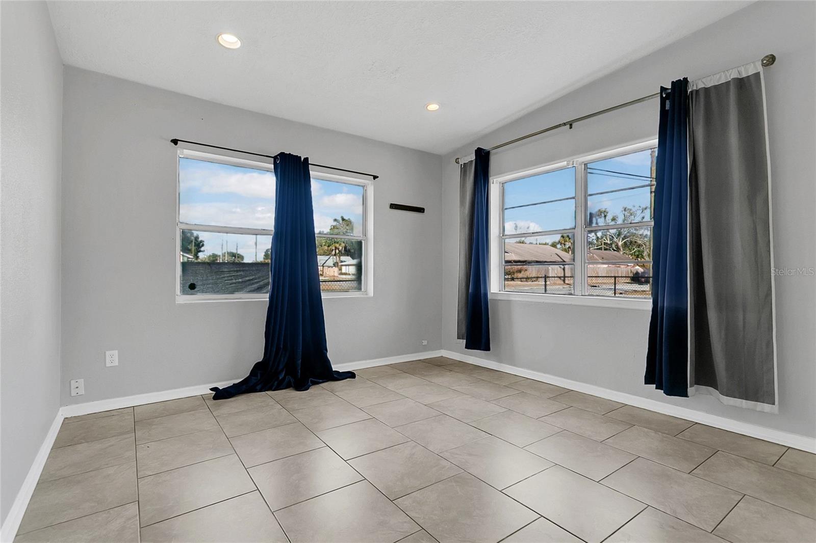 Image 4 of 14 For 604 Church Avenue